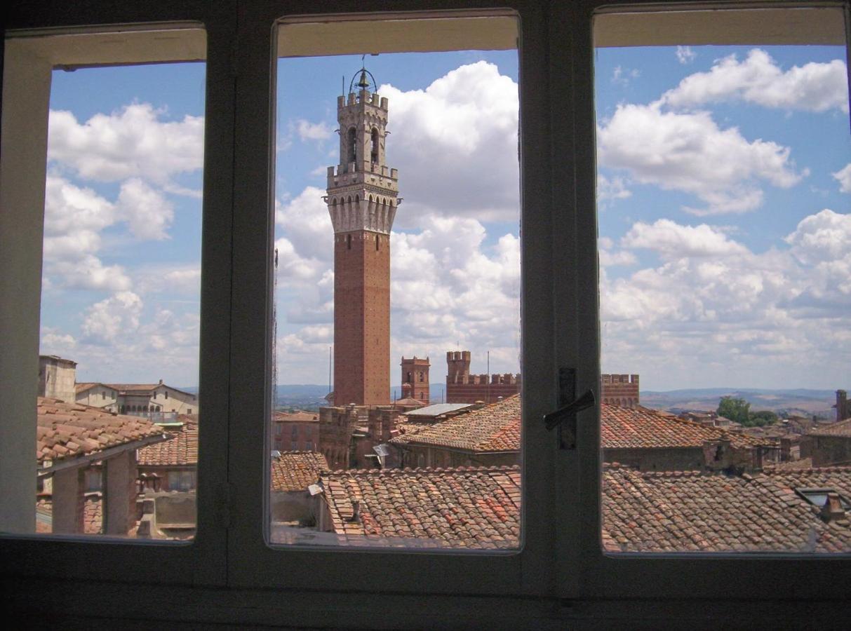 B&B Simonetta Siena Bagian luar foto