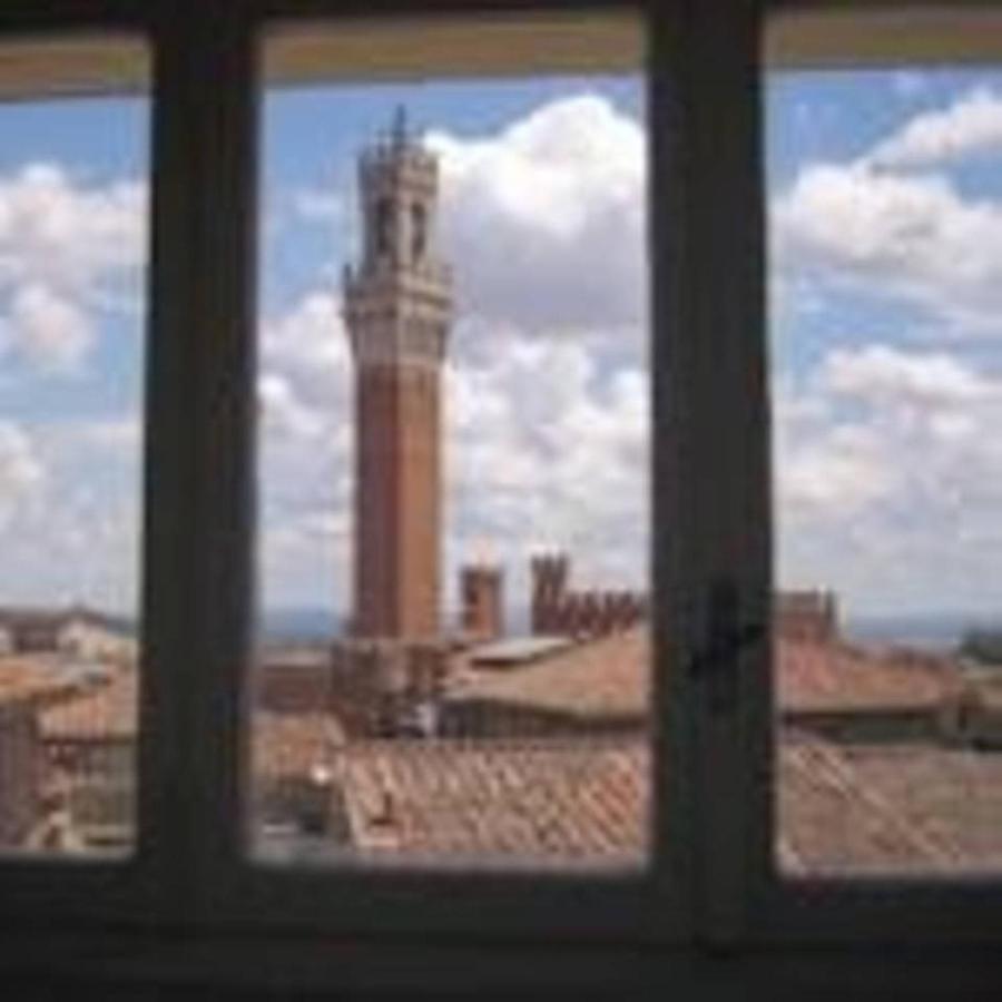 B&B Simonetta Siena Bagian luar foto