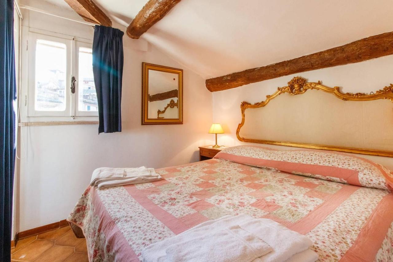 B&B Simonetta Siena Bagian luar foto