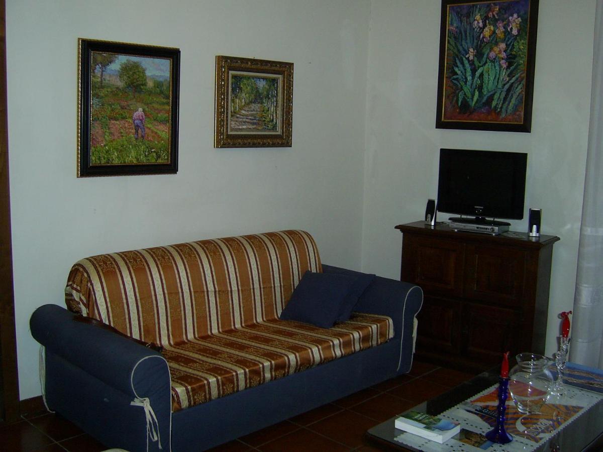 B&B Simonetta Siena Bagian luar foto
