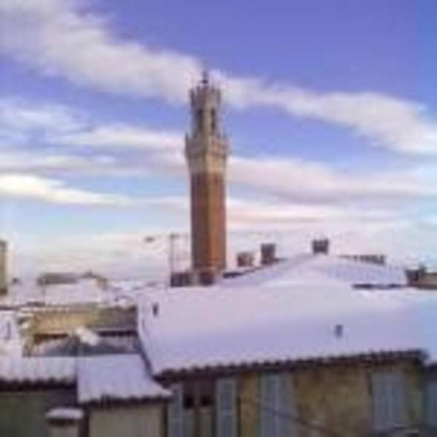 B&B Simonetta Siena Bagian luar foto
